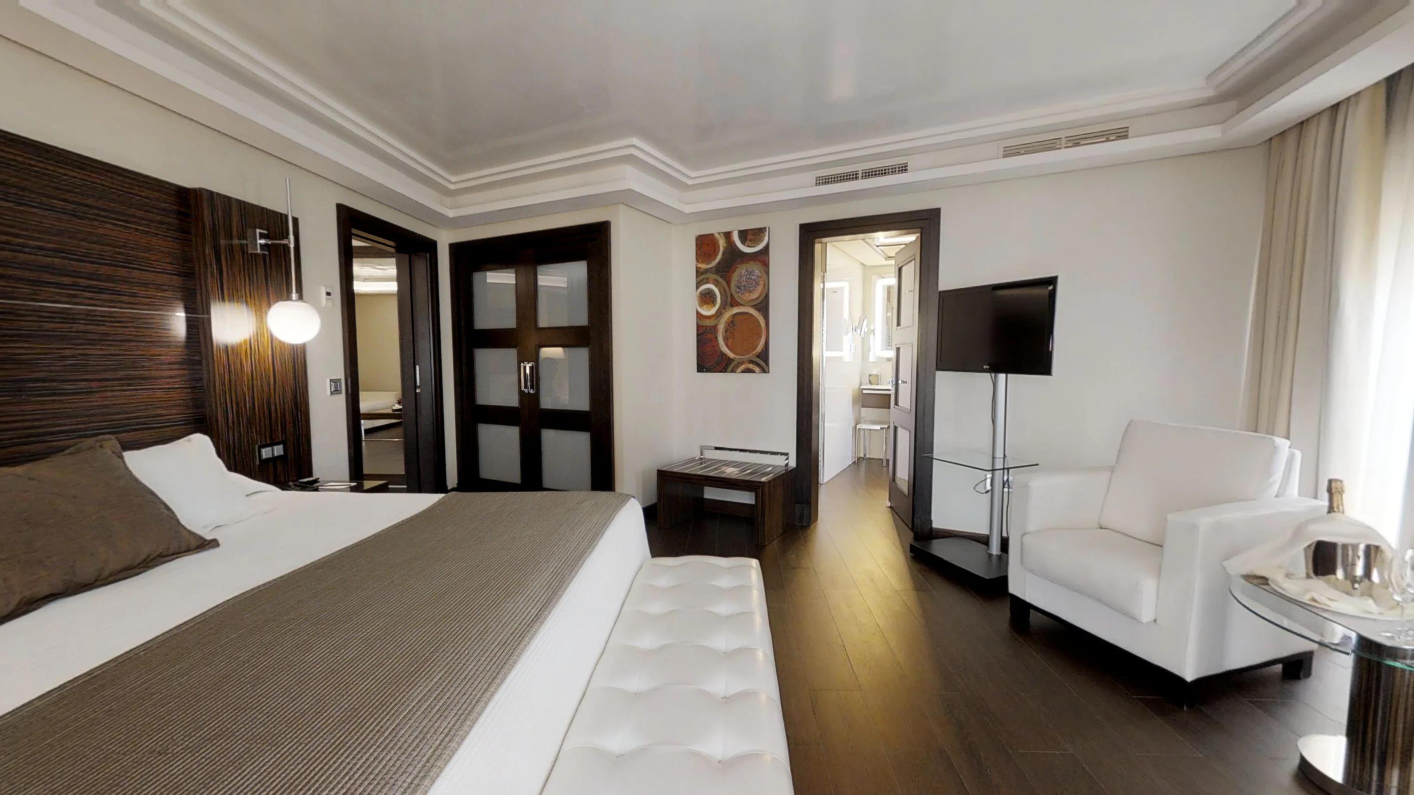 빈시 셀렉시온 알레이사, 호텔 부티크 앤 스파 베날마데나코스타 외부 사진 A room at the hotel