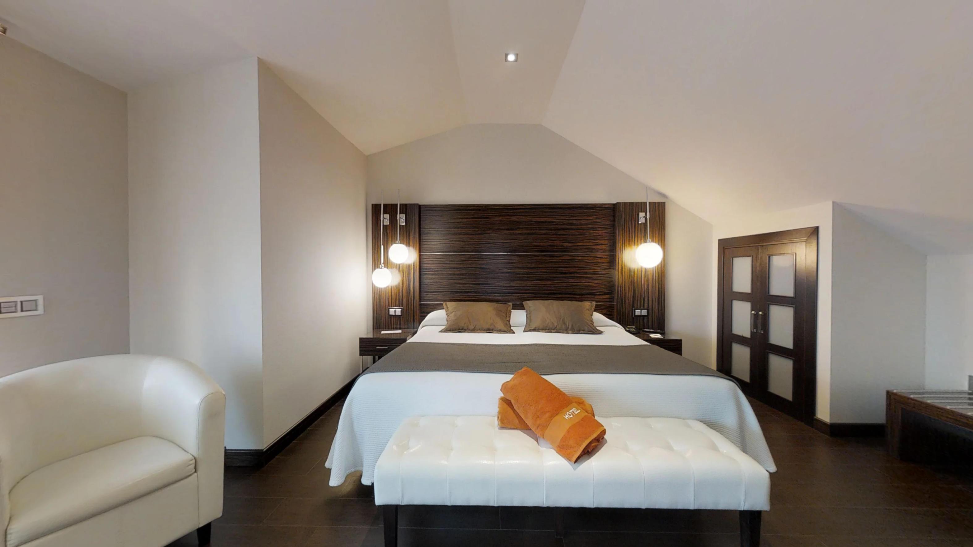 빈시 셀렉시온 알레이사, 호텔 부티크 앤 스파 베날마데나코스타 외부 사진 A bedroom at the hotel