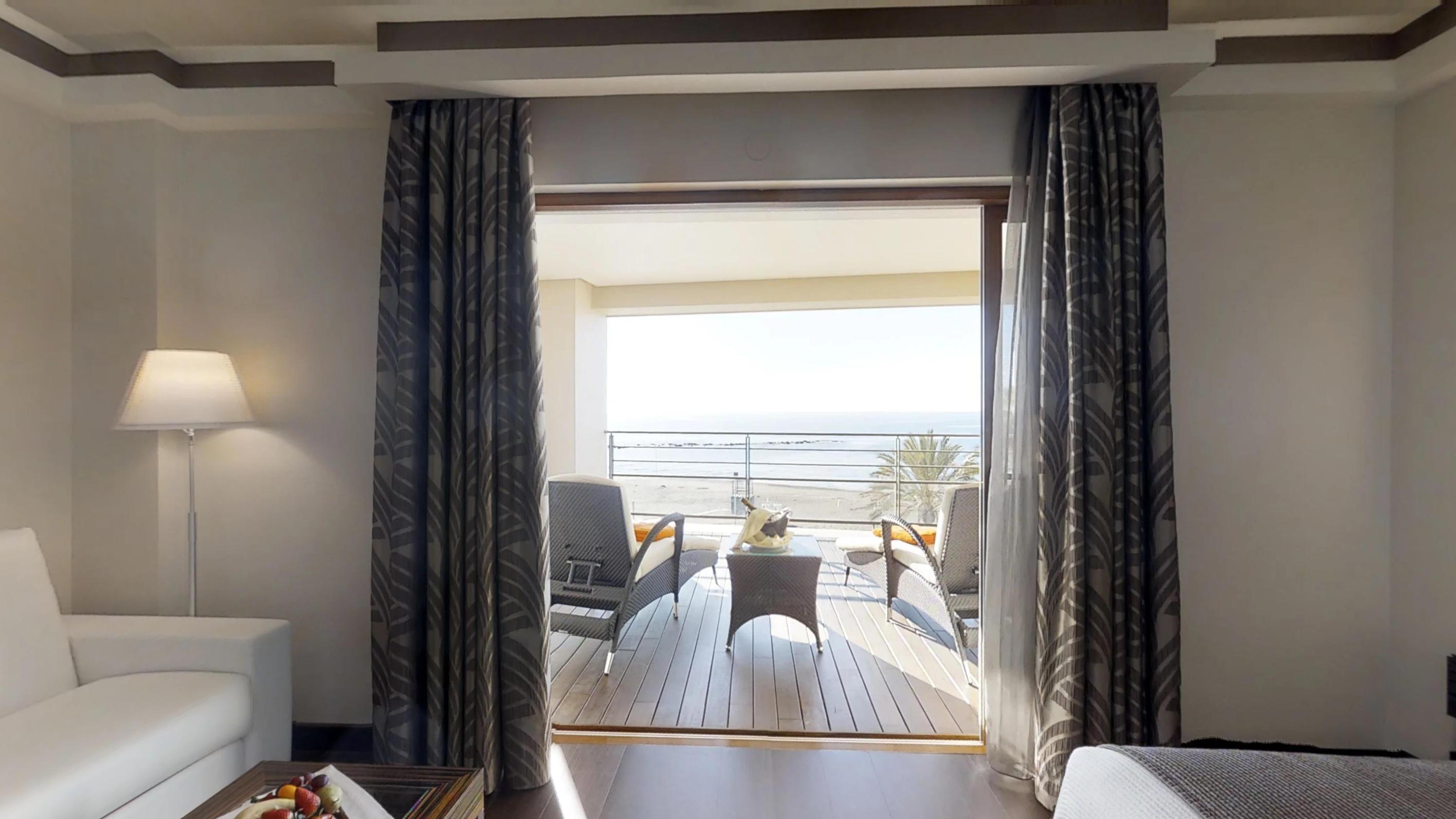 빈시 셀렉시온 알레이사, 호텔 부티크 앤 스파 베날마데나코스타 외부 사진 A room at the hotel