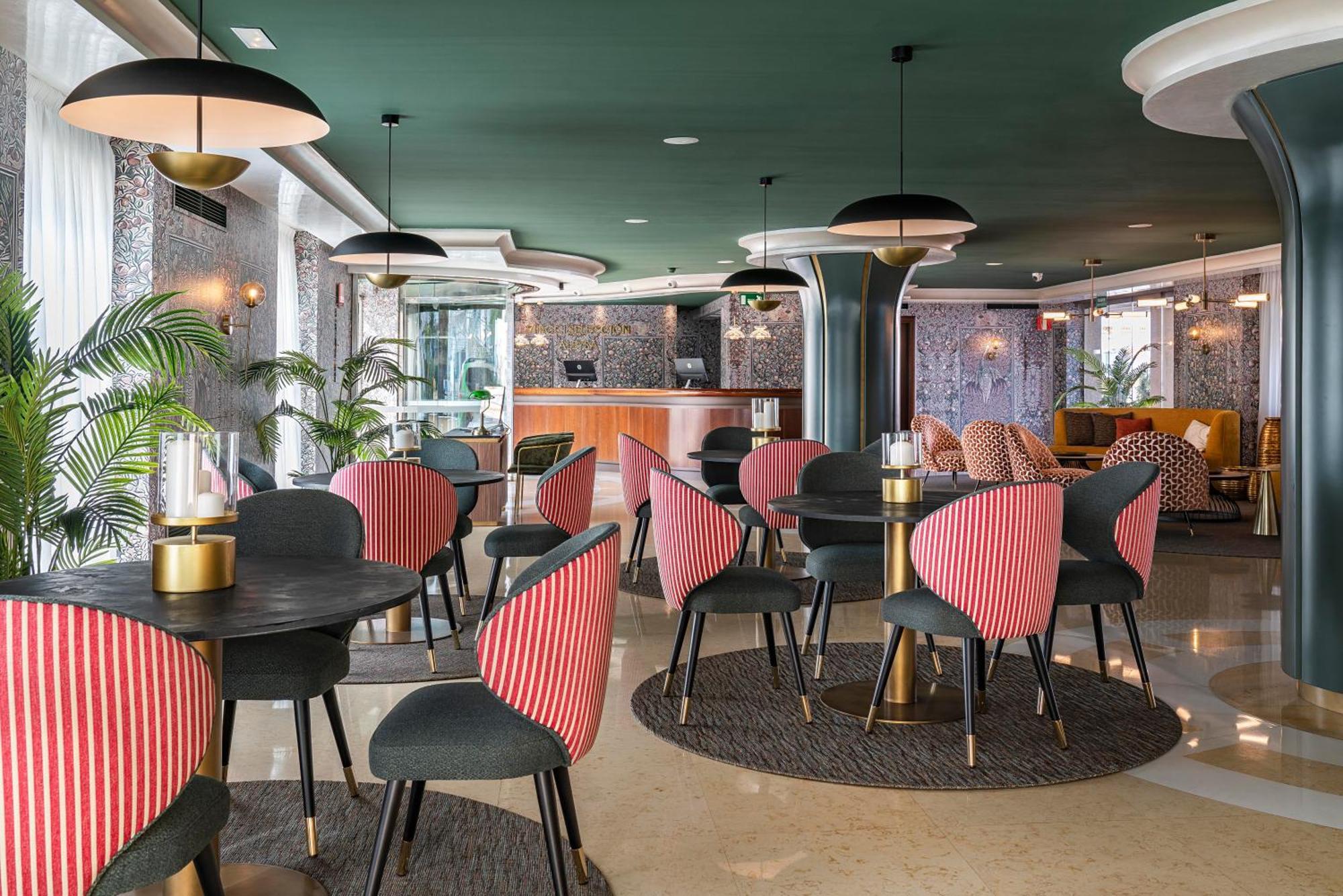 빈시 셀렉시온 알레이사, 호텔 부티크 앤 스파 베날마데나코스타 외부 사진 The lounge at the 100th floor